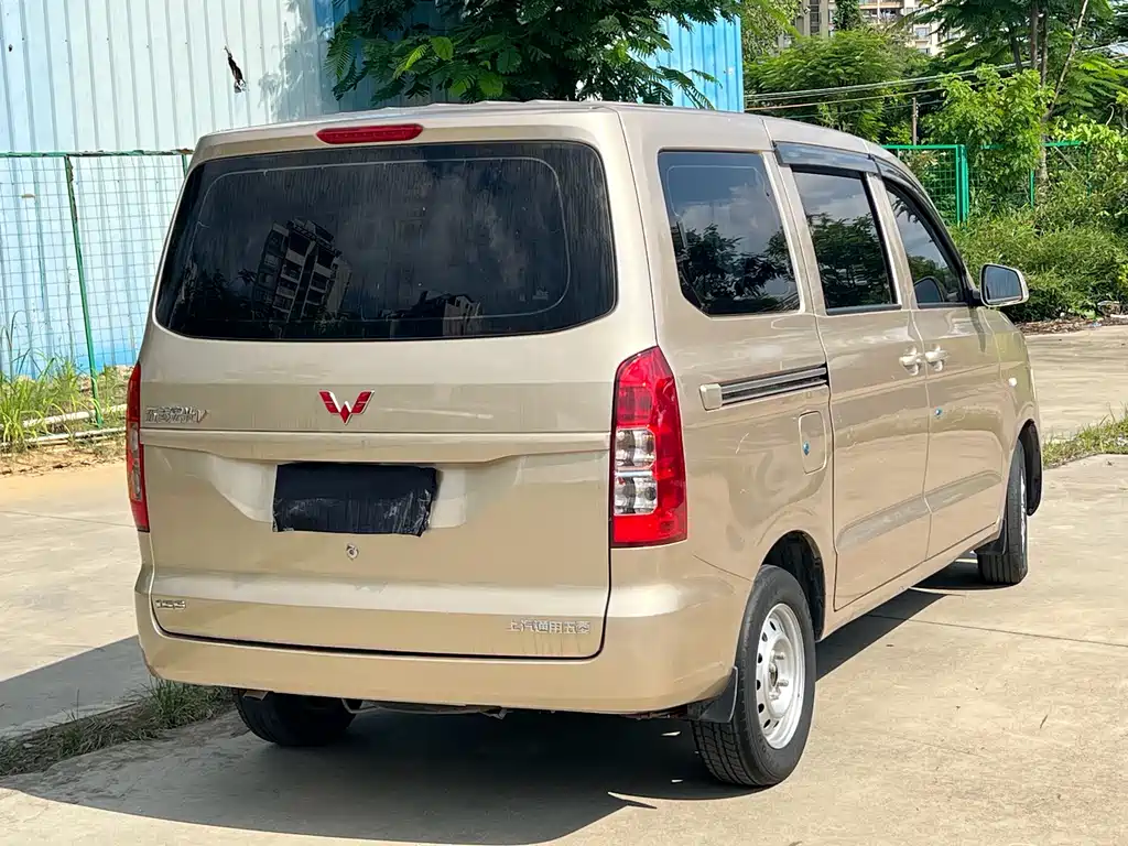 Wuling Hongguang V 2023 — фото 8
