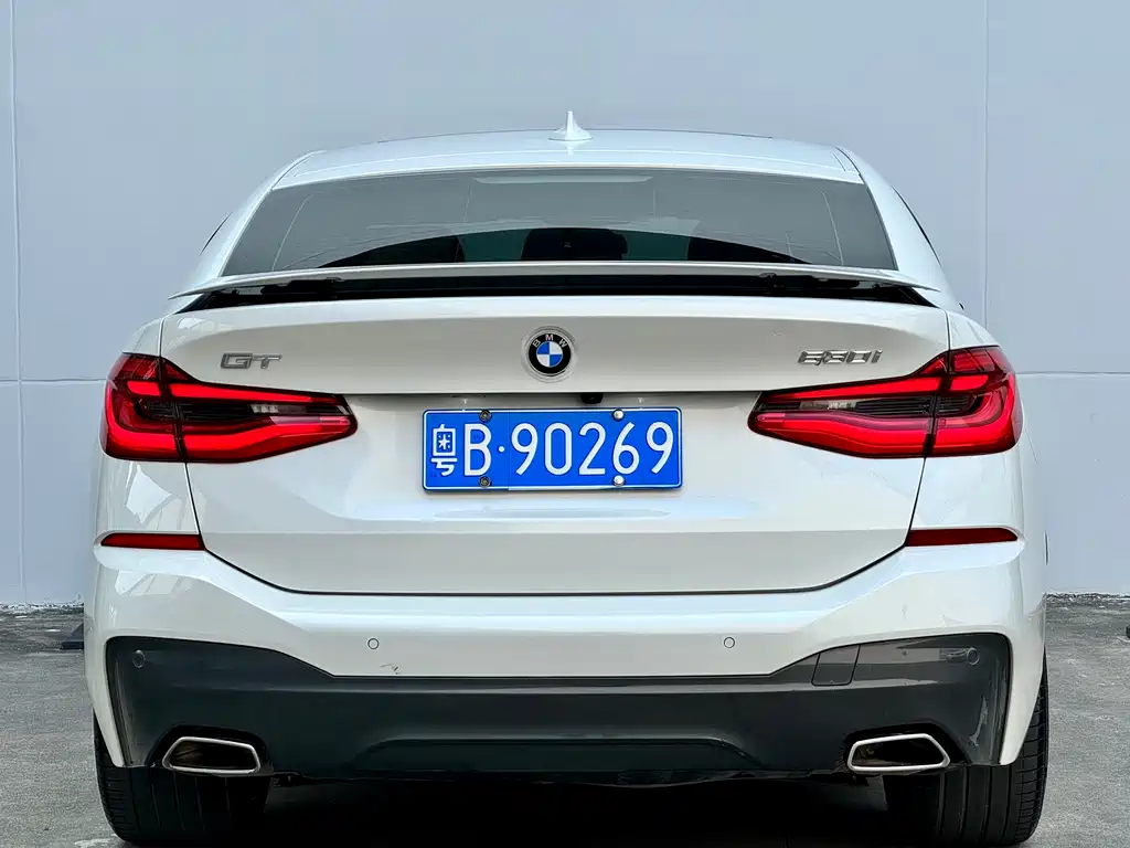 BMW 6 Series GT 2021 — фото 17
