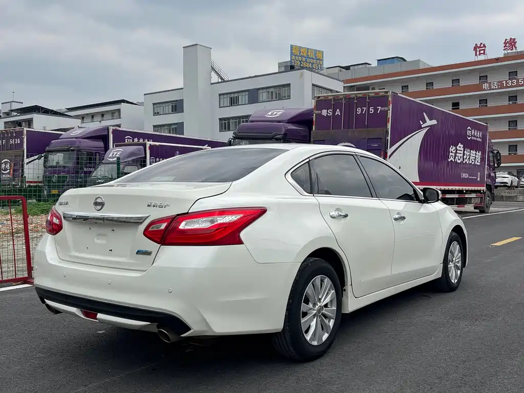 Nissan Teana 2017 — фото 18