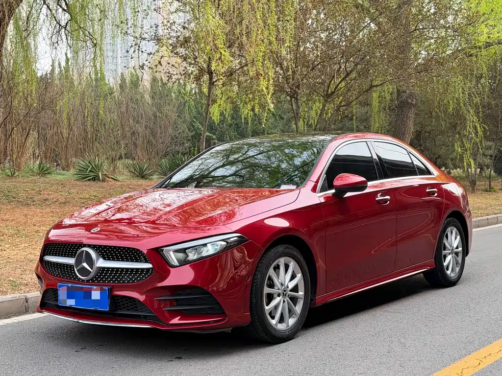 Mercedes-Benz A-Class 2021 — фото 1