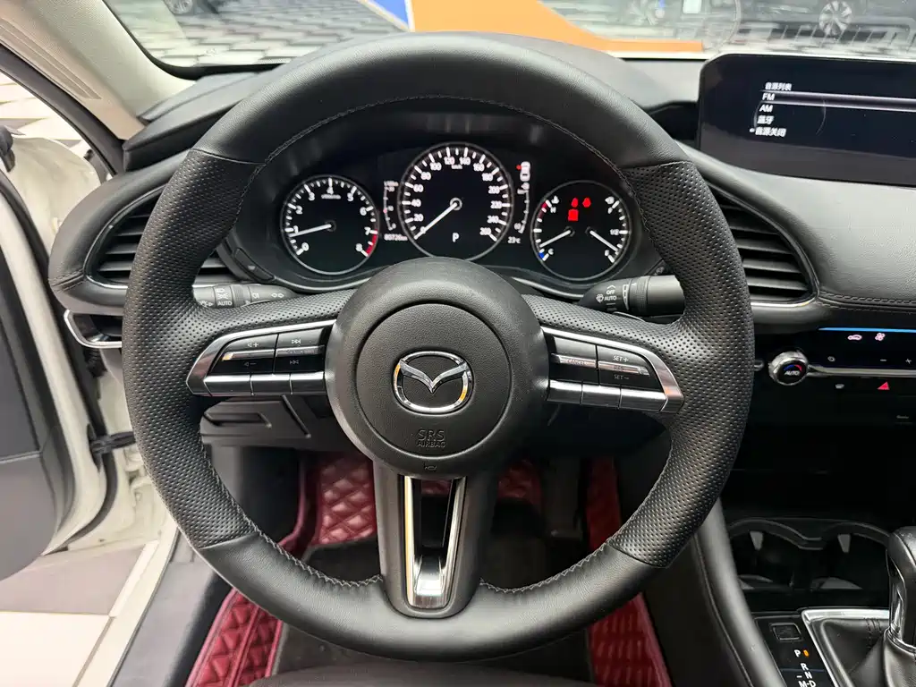 Mazda 3 Axela 2022