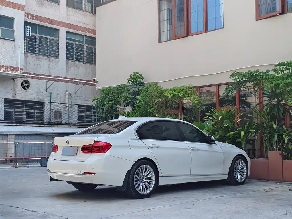 BMW 3 Series 2015 — фото 6