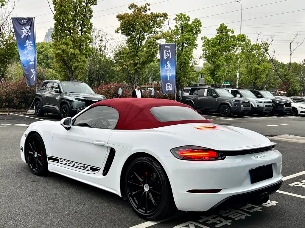 Porsche 718 2020 — фото 10