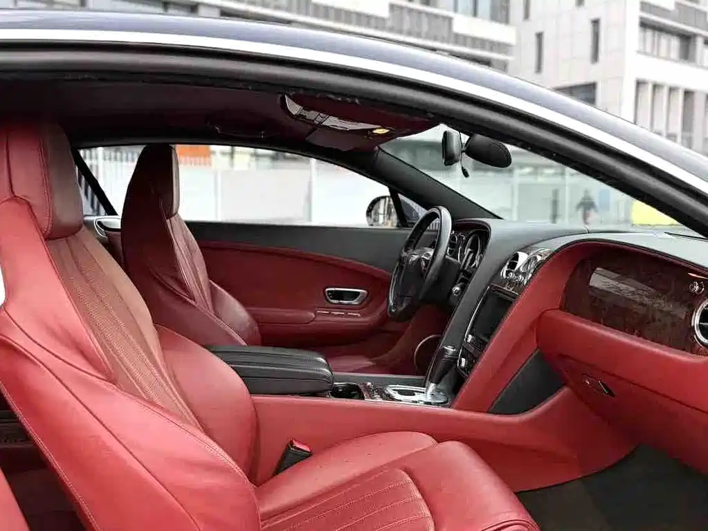 Bentley Continental 2014 — фото 9