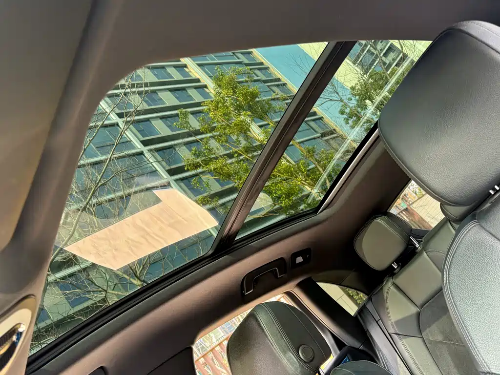 Porsche Macan 2019 — фото 14