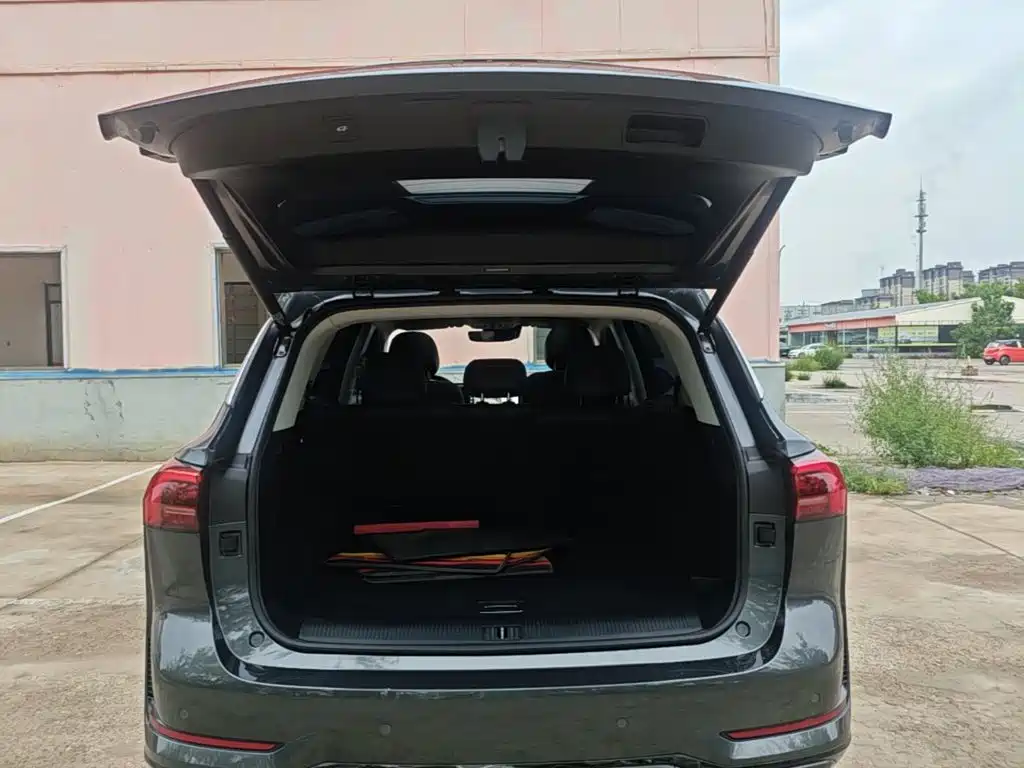 Roewe RX5 MAX 2022 — фото 15