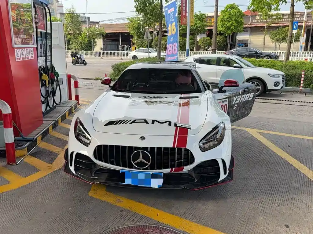 Mercedes-Benz AMG GT 2020 — фото 3