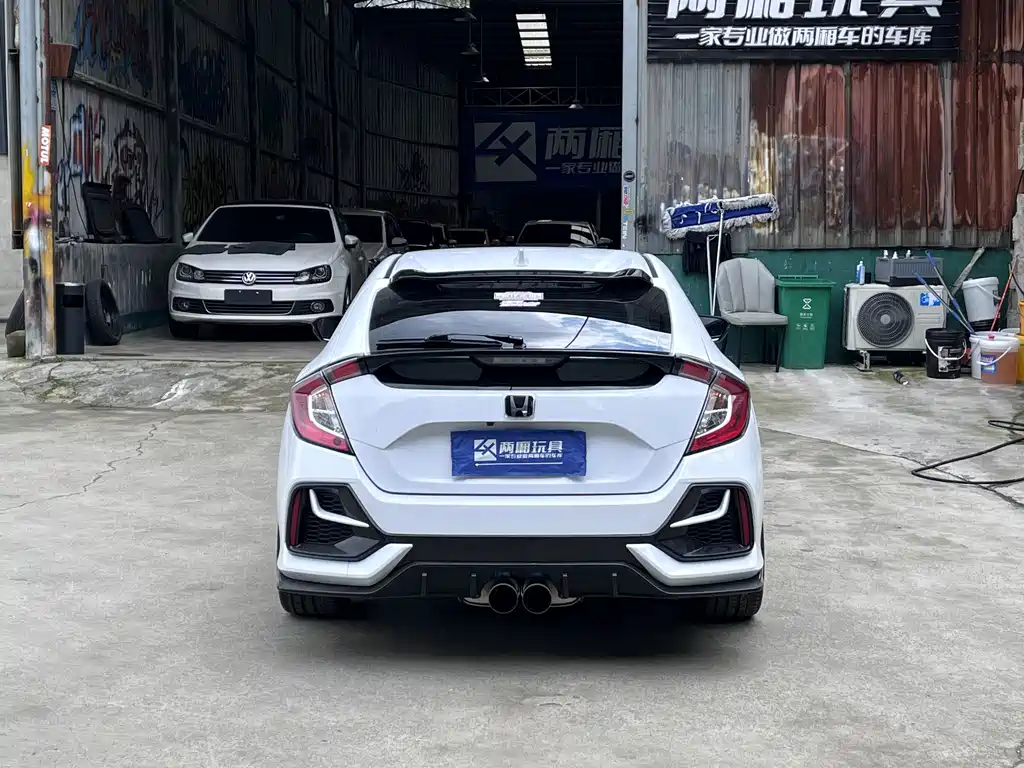 Honda Civic 2020 — фото 10
