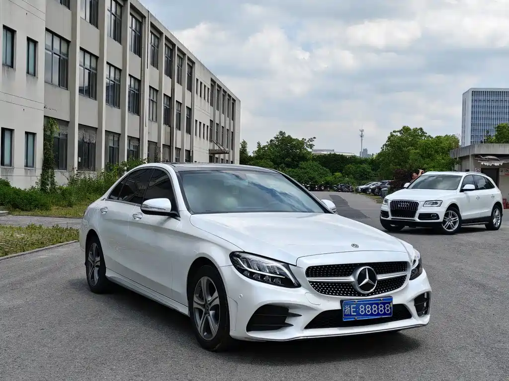 Mercedes-Benz C-Class 2020 — фото 3