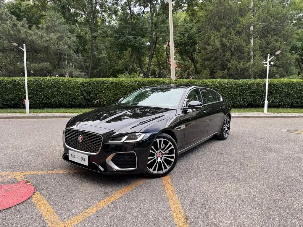 Jaguar XFL 2025