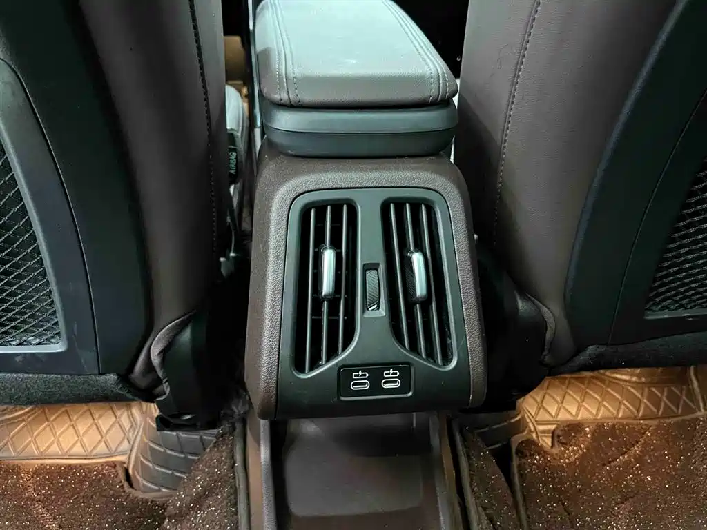 BMW X1 2023 — фото 15