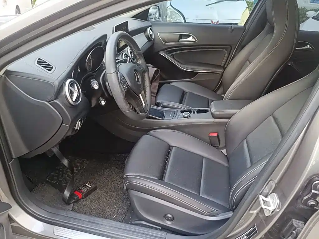 Mercedes-Benz GLA 2016 — фото 15