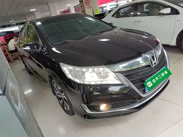 Honda Crider 2016