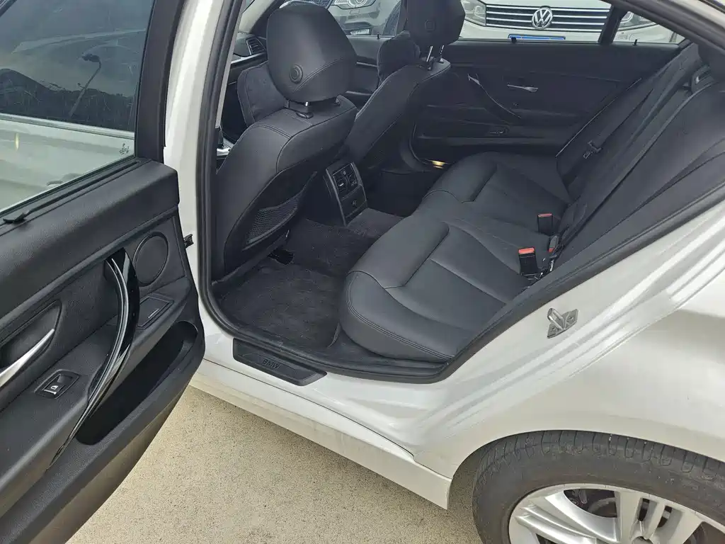 BMW 3 Series 2015
