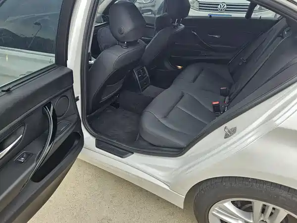 BMW 3 Series 2015