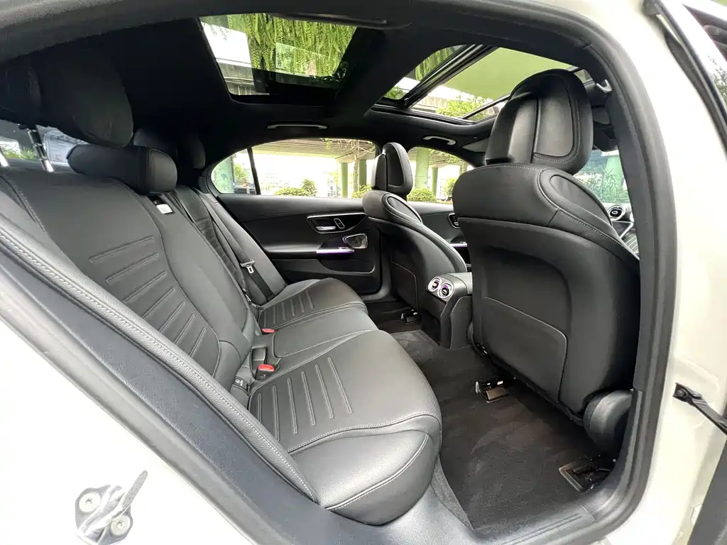 Mercedes-Benz C-Class 2023