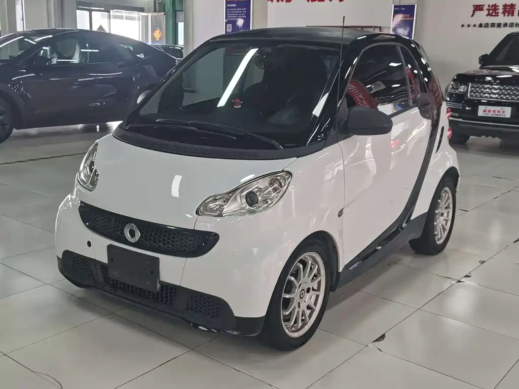 smart Fortwo 2014 — фото 1