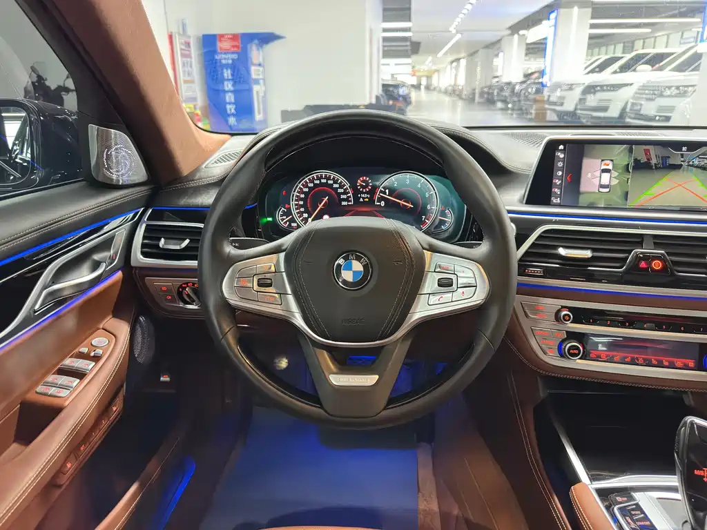 BMW 7 Series 2020 — фото 13
