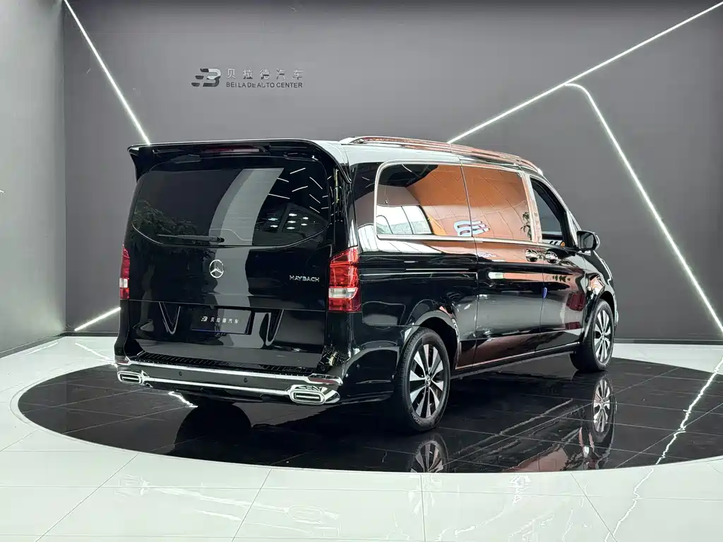 Mercedes-Benz Vito 2024 — фото 31