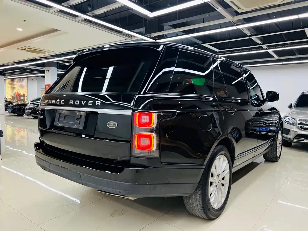 Land Rover Range Rover 2019 — фото 21