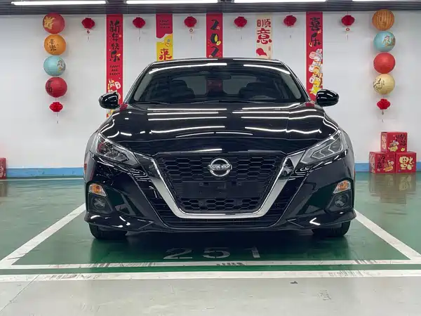 Nissan Teana 2022