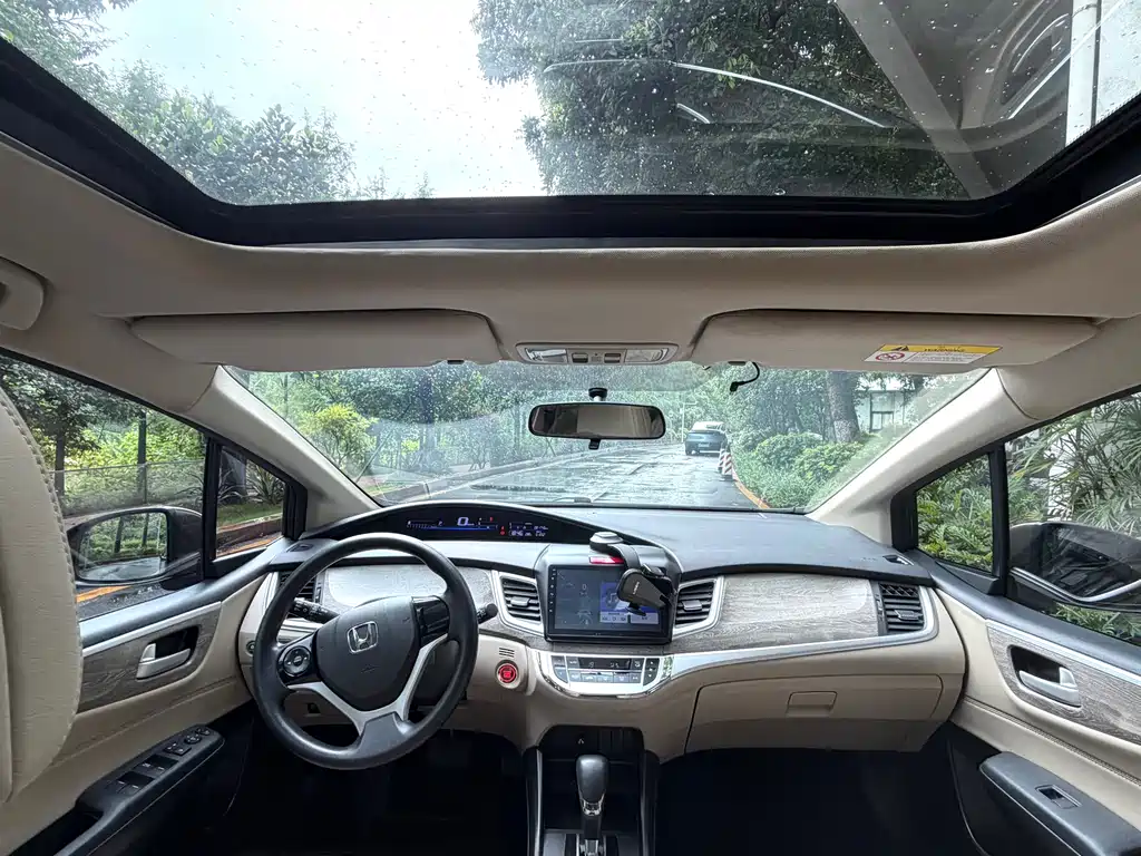 Honda Jade 2018 — фото 12
