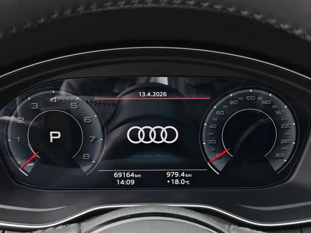 Audi A4L 2022 — фото 16
