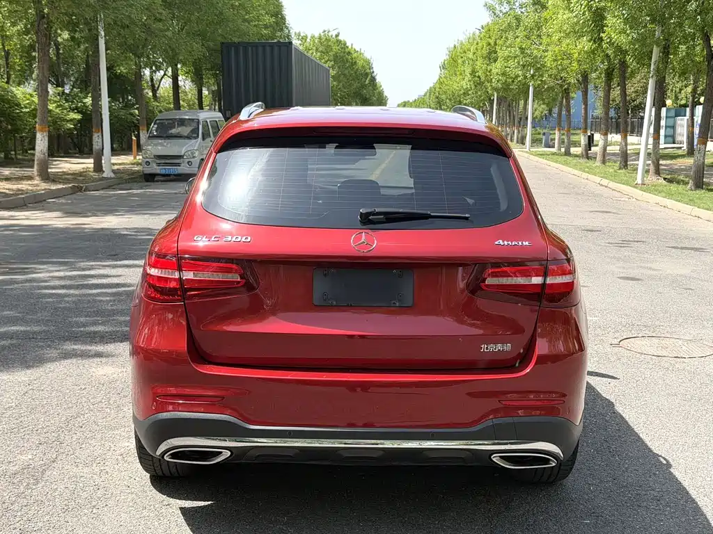 Mercedes-Benz GLC 2017 — фото 8