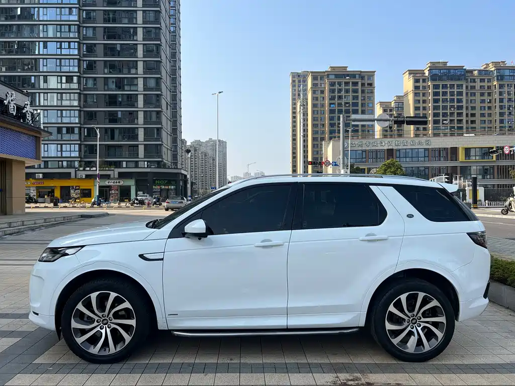 Land Rover Discovery Sport 2022 — фото 5