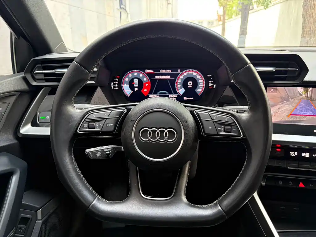 Audi A3 2023 — фото 14