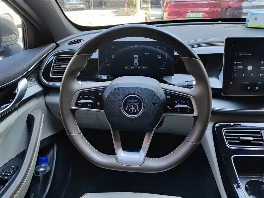 BYD Qin PLUS 2023 — фото 15