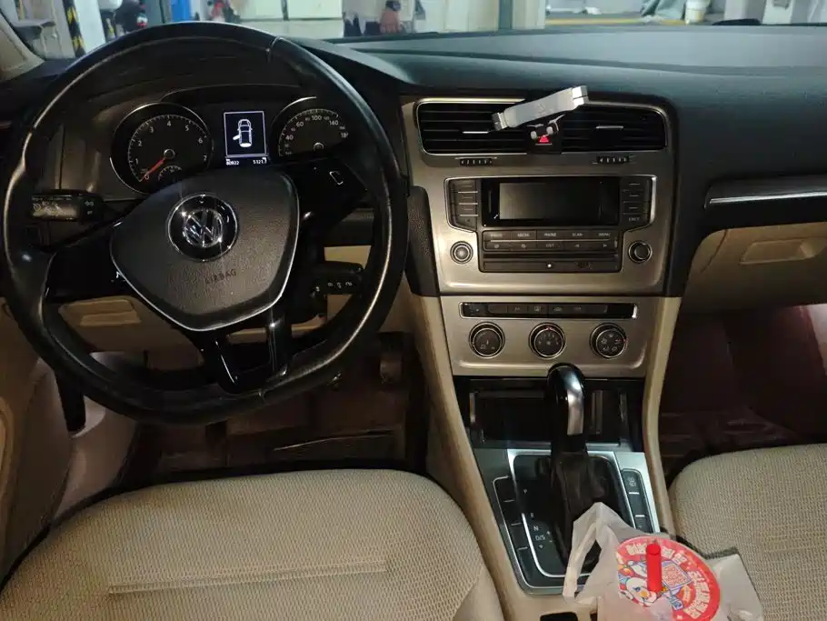 Volkswagen Golf 2015 — фото 12