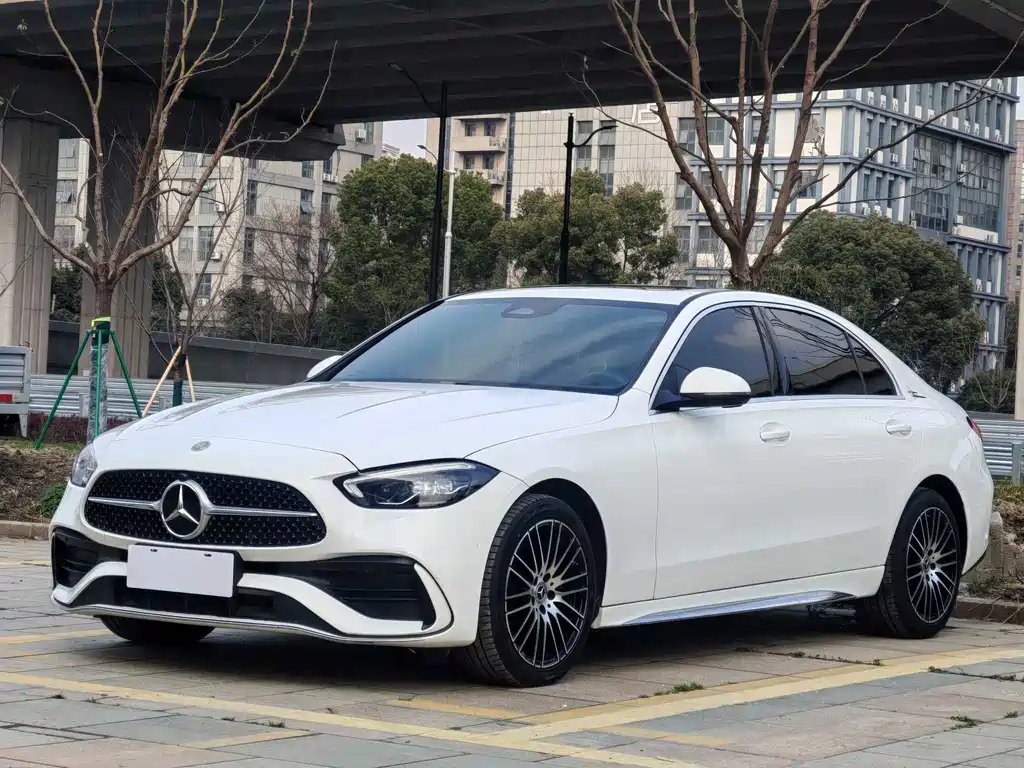 Mercedes-Benz C-Class 2023 — фото 1