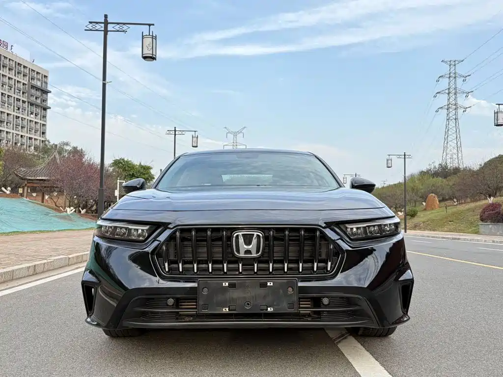 Honda Inspire 2023 — фото 2