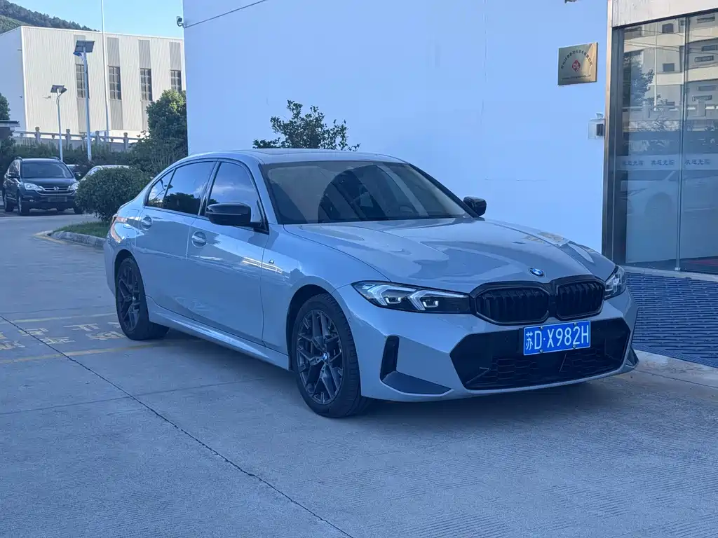 BMW 3 Series 2025