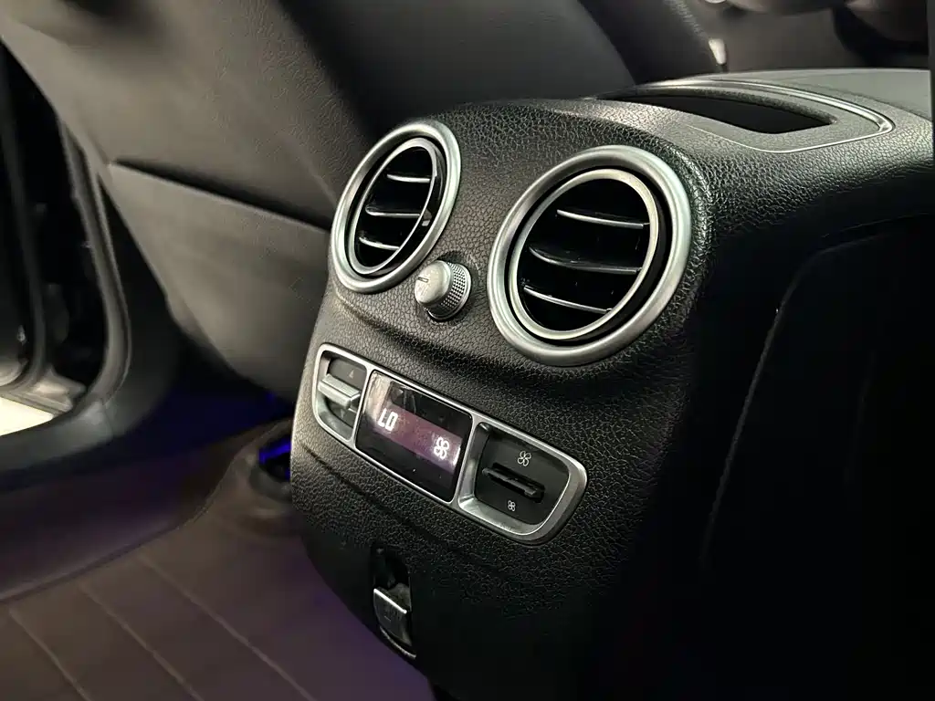 Mercedes-Benz GLC 2022 — фото 12