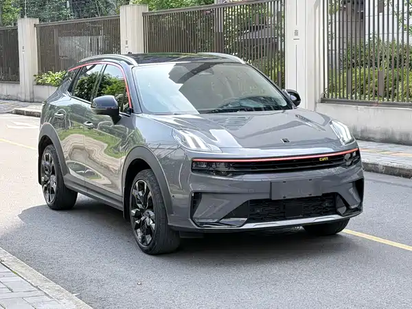 Lynk & Co 06 2020