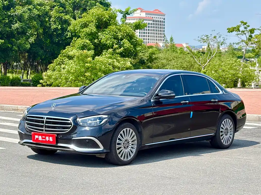 Mercedes-Benz E-Class 2023