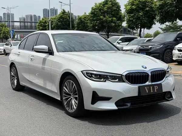 BMW 3 Series 2022