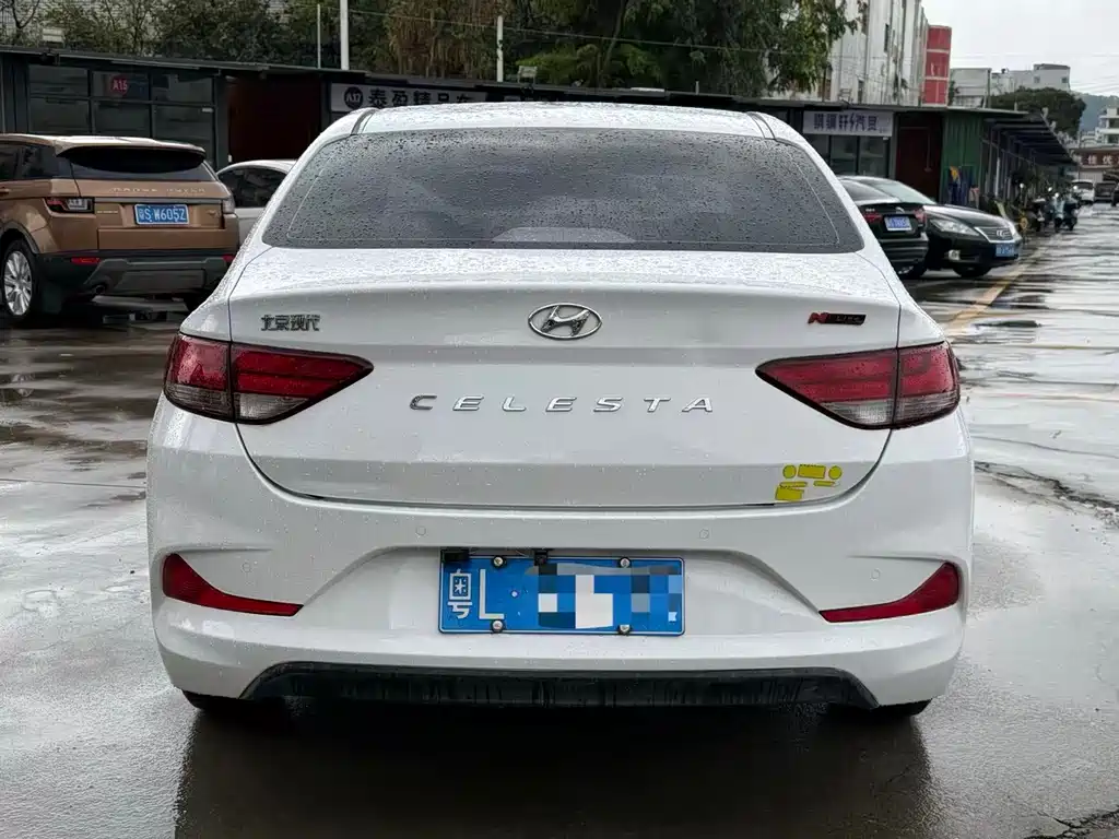 Hyundai Elantra 2019 — фото 8