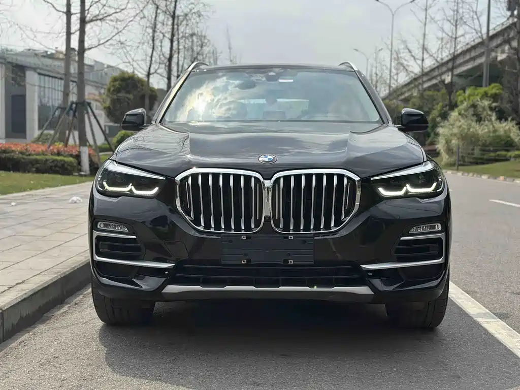 BMW X5 2021 — фото 2