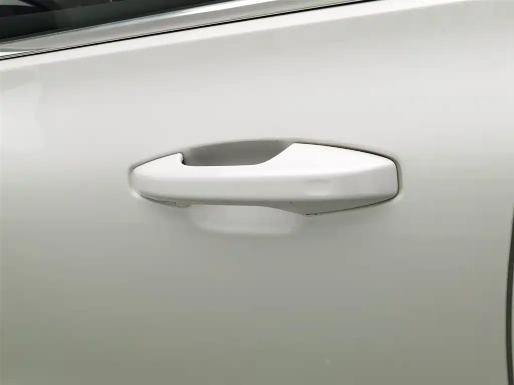Volvo S60 2021 — фото 18
