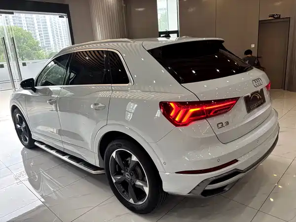 Audi Q3 2022