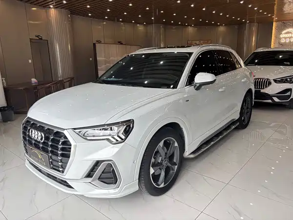 Audi Q3 2022