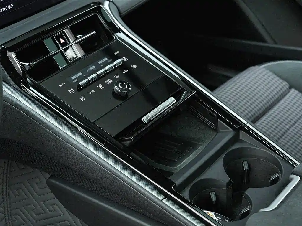 Porsche Panamera 2026 — фото 11