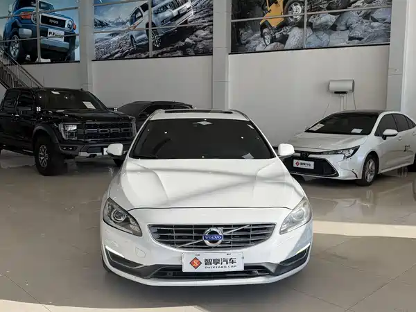 Volvo V60 2015