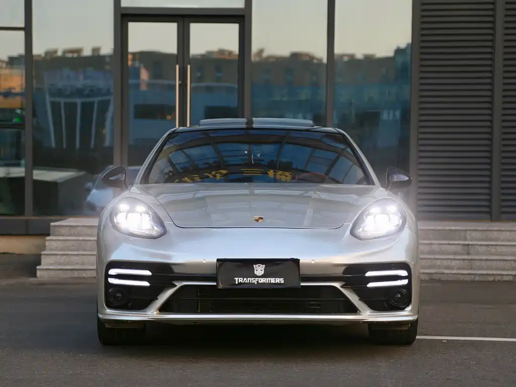 Porsche Panamera 2015 — фото 13