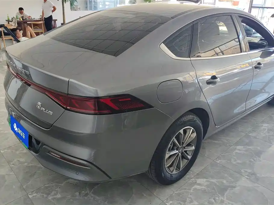 BYD Qin PLUS 2025 — фото 3