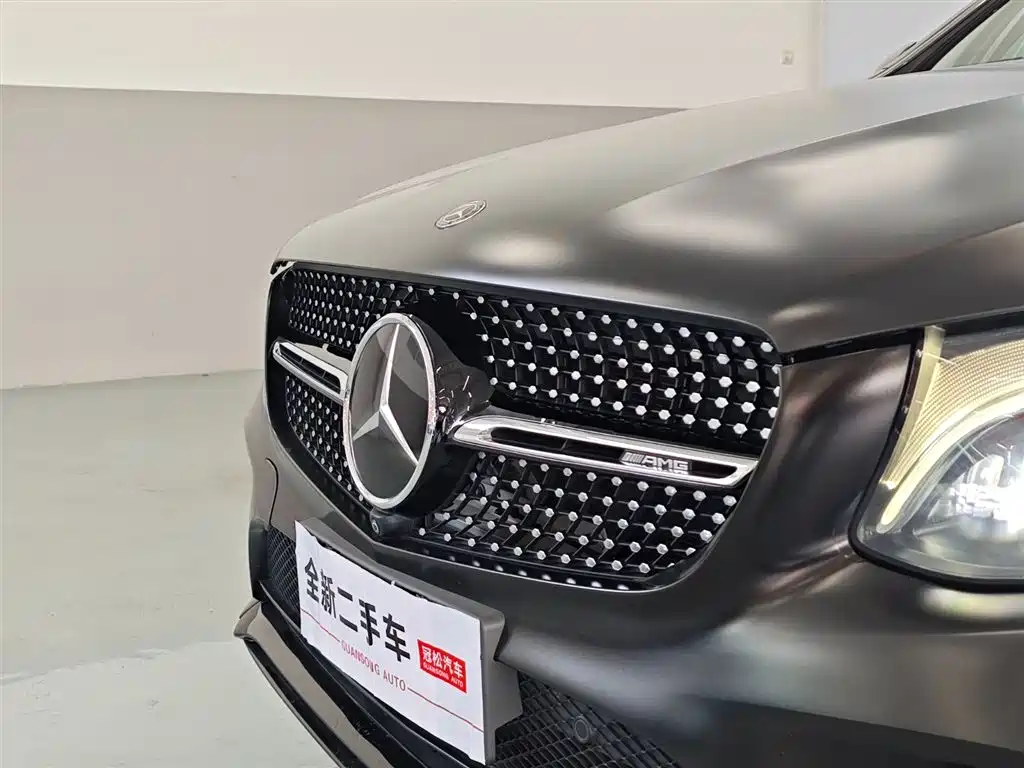 Mercedes-Benz GLC AMG 2018 — фото 24