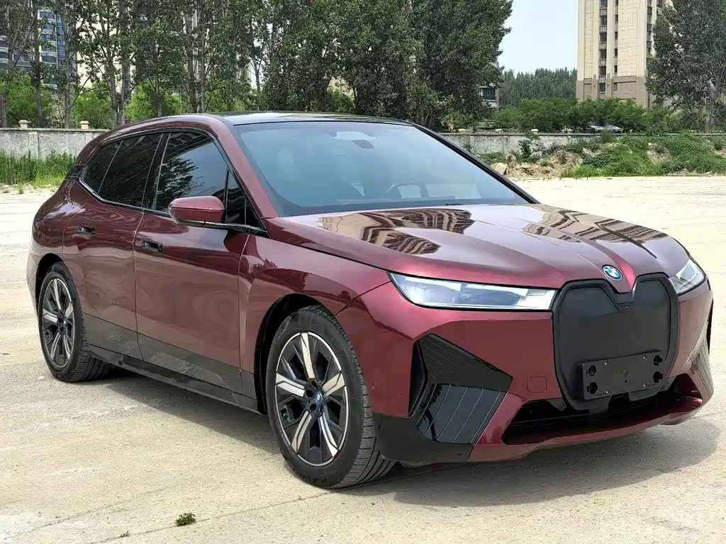 BMW iX 2023